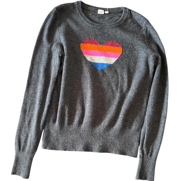GAP Charcoal Gray Heart Sweater – Size M - Picture 1 of 5